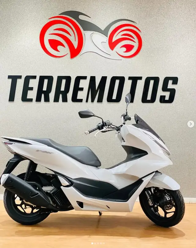 Carro Honda PCX 160 2025 CBS