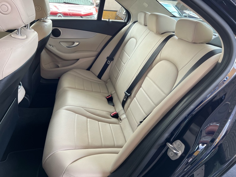 MERCEDES-BENZ C 200