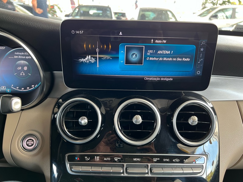 MERCEDES-BENZ C 200
