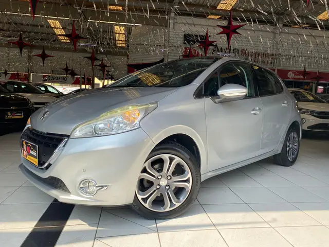 Carro Peugeot 208 2016 Griffe 1.6 16V (Flex) (Aut)