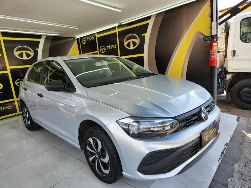 Volkswagen Polo Track 1.0 Flex 12V 5p