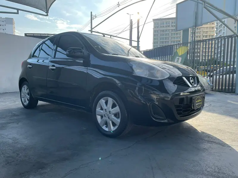 Nissan March 1.0 12V S (Flex)