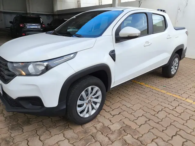Carro Fiat Strada 2024 Freedom 1.3 Cabine Dupla