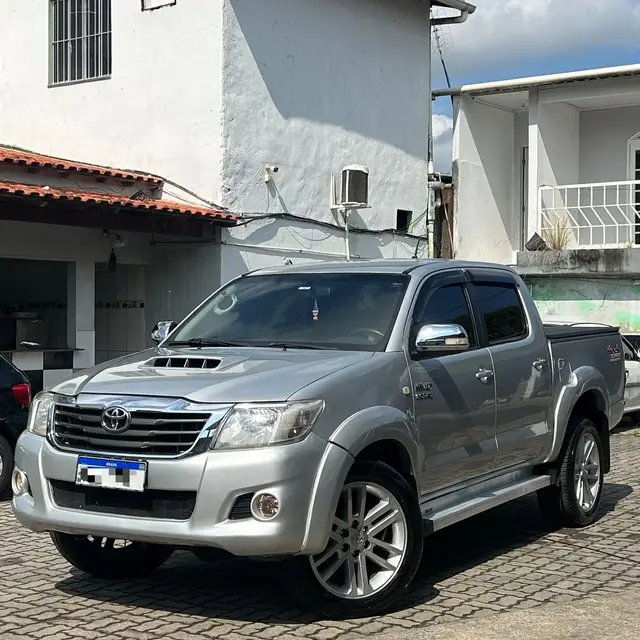 Carro Toyota Hilux Cabine Dupla 2015 Hilux 3.0 TDI 4x4 CD STD