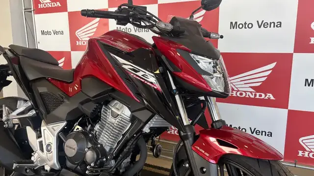 Moto Honda CB 300F Twister 2025 (ABS)