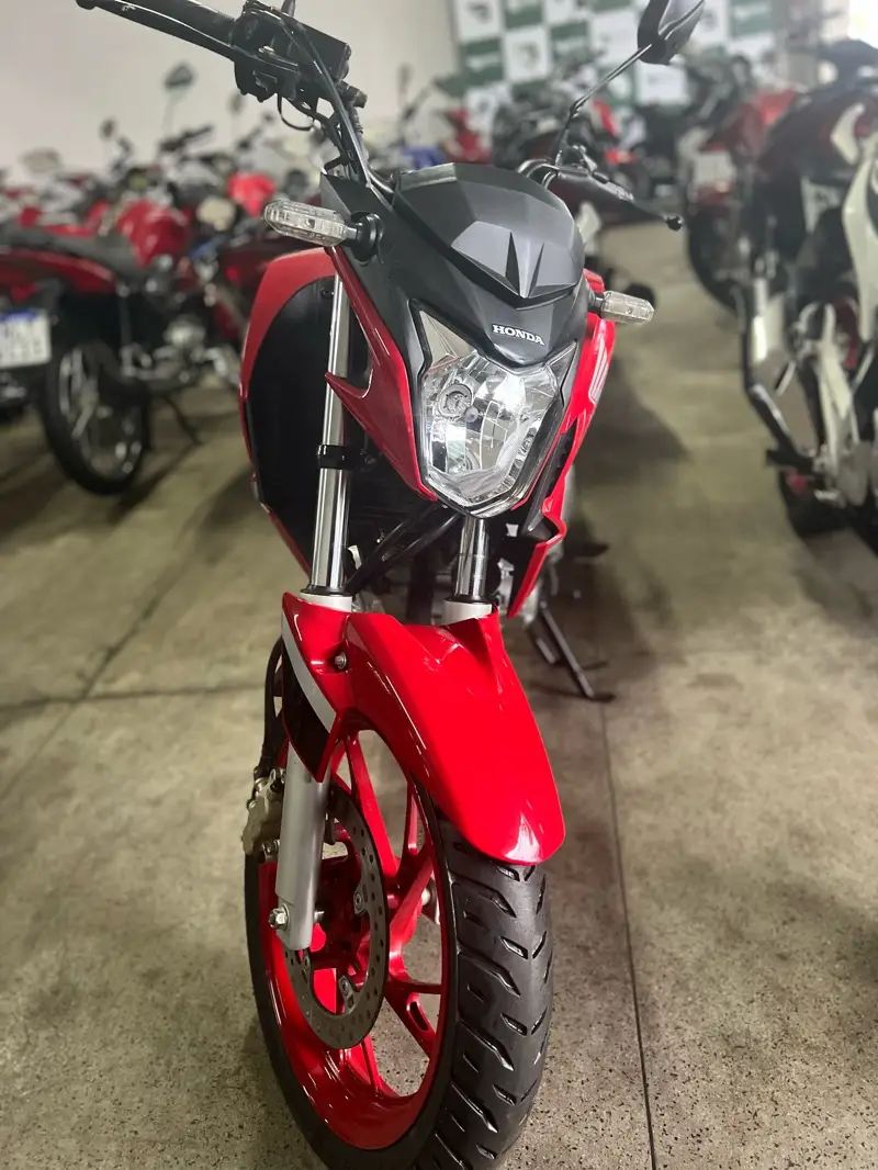 Honda CB 250F Twister (CBS)