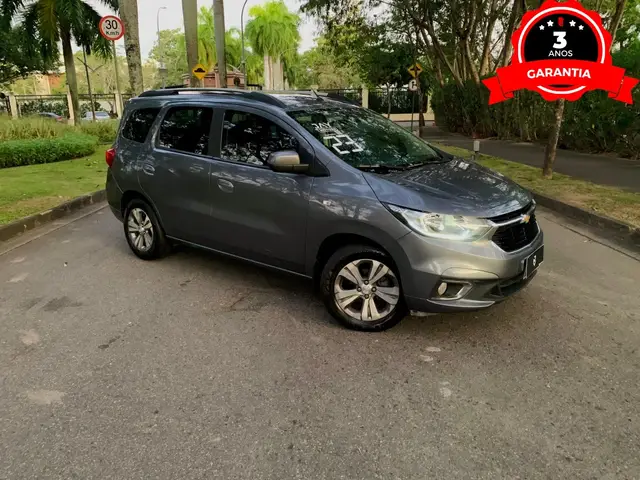 Carro Chevrolet Spin 2023 Premier 1.8 (Aut.)