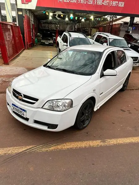 Carro Chevrolet Astra Sedan 2007 Advantage 2.0 (Flex)