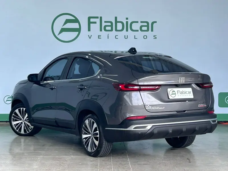 Fiat Fastback Audace Turbo 200 (Flex) (Aut)