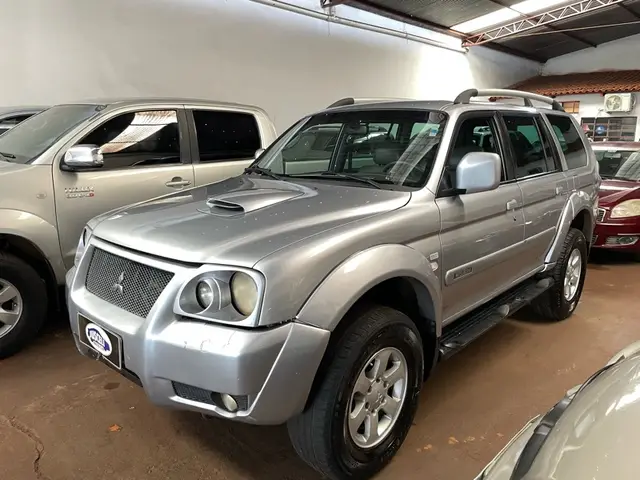 Carro Mitsubishi Pajero Sport 2008 HPE 4x4 2.5