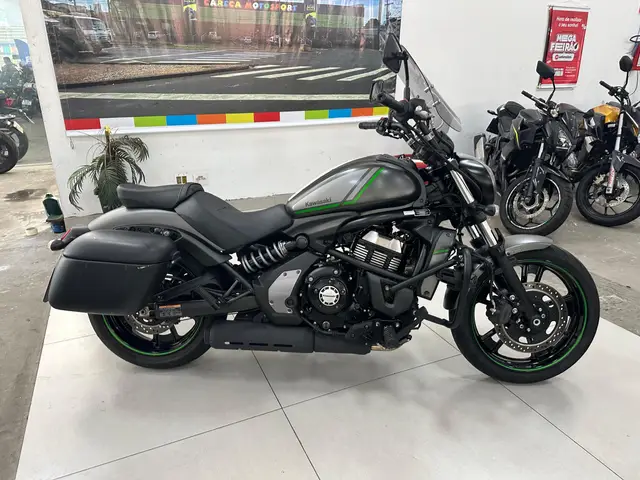 Carro Kawasaki Vulcan 2022 S 650