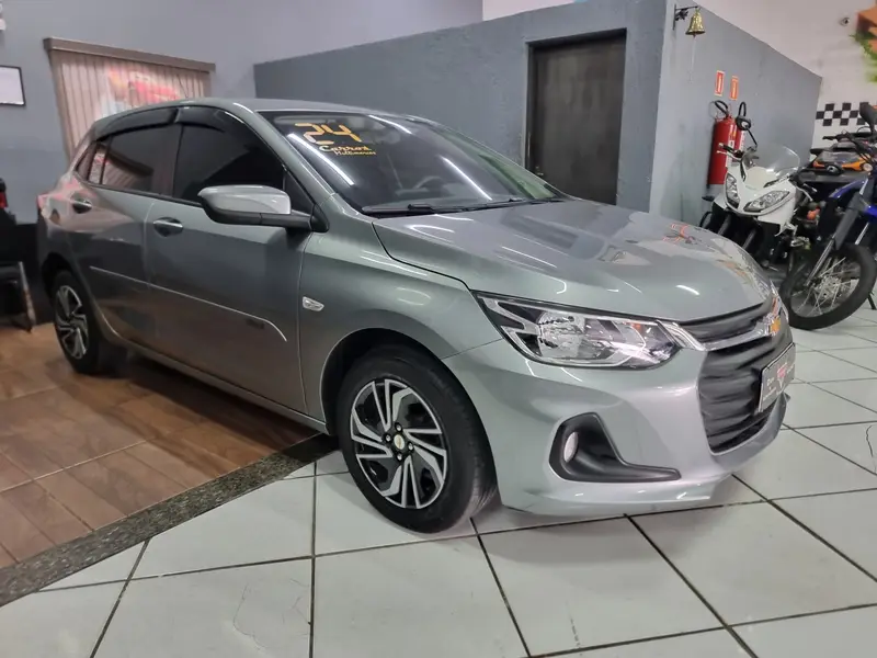 Chevrolet Onix Plus LT 1.0