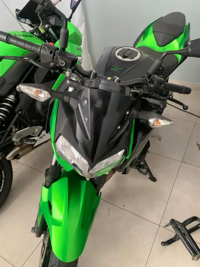 Carro Kawasaki Z 400 2020 Z 400