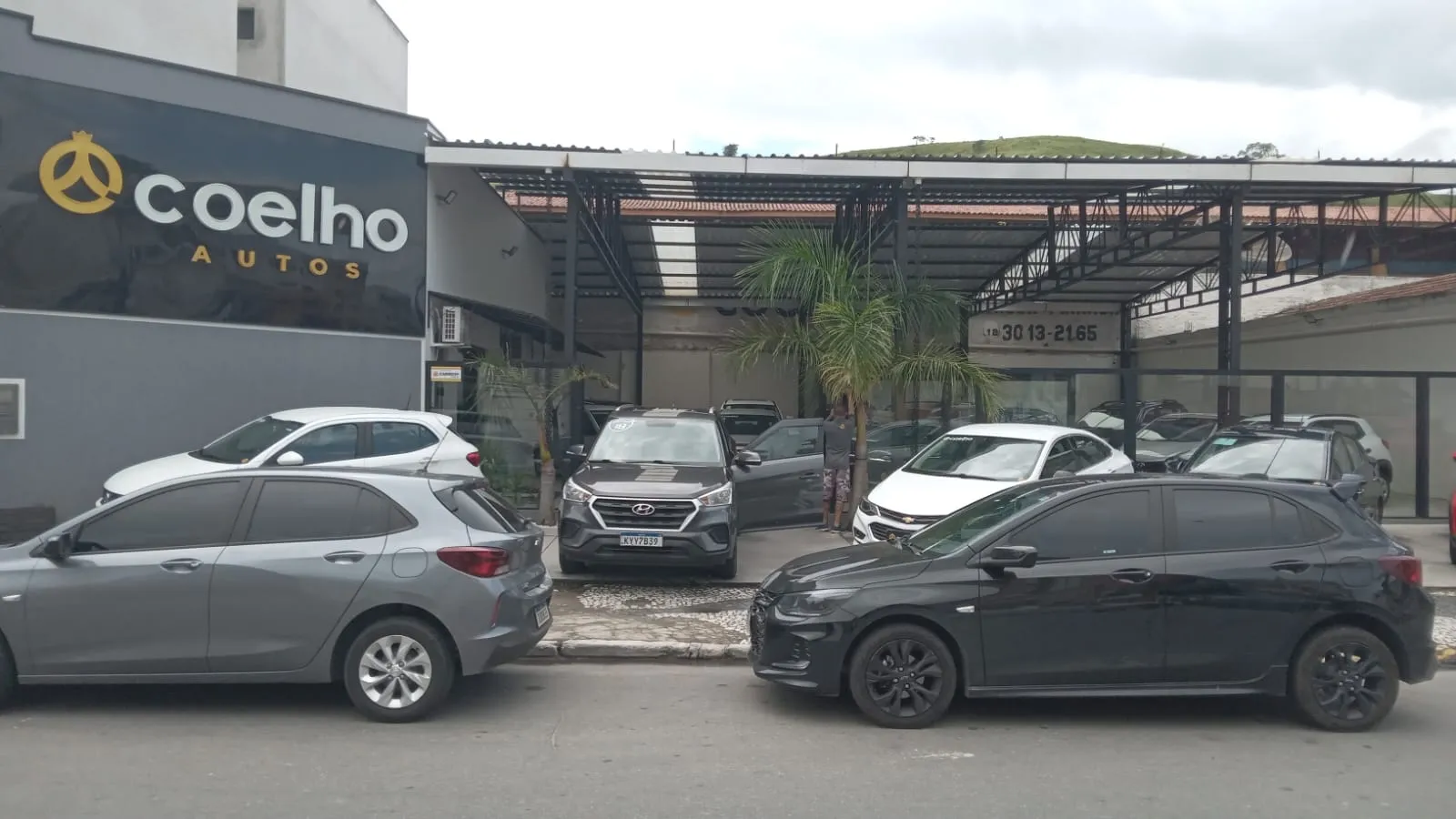 Fachada da loja COELHO AUTOS - Aparecida - SP