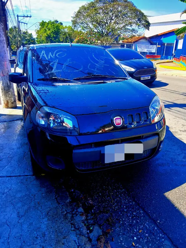 Carro Fiat Uno 2016 Vivace 1.0 8V (Flex) 4p