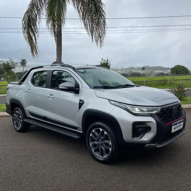 Carro Fiat Strada 2024 Ultra 1.0 Turbo