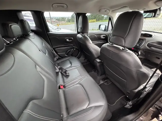 Carro Jeep Renegade 2018 Limited 1.8 4x2 (Aut) (Flex)