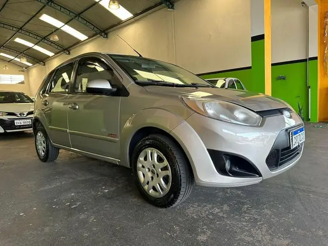 Carro Ford Fiesta Hatch 2012 1.6 (Flex)