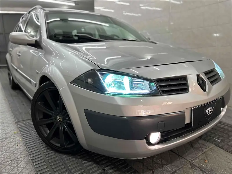 Renault Mégane Grand Tour Dynamique 1.6 16V (flex)