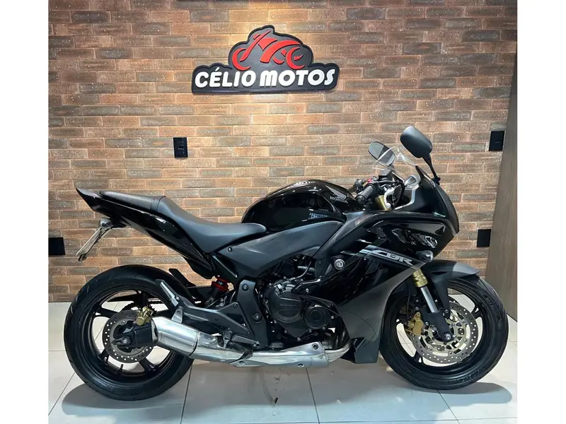 Honda CBR 600 F (Standard)
