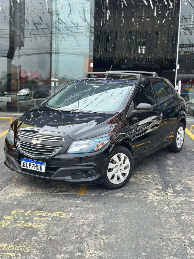 Carro Chevrolet Onix 2016 1.4 LT SPE/4