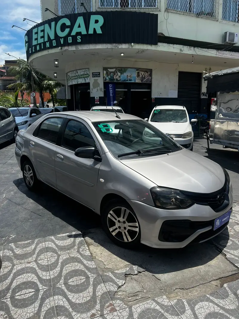 Toyota Etios Sedan XS 1.5 (Aut) (Flex)