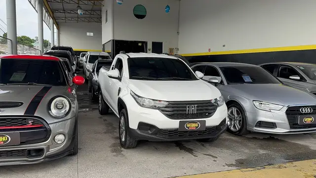 Carro Fiat Strada 2023 Freedom 1.3 CS Plus (Flex)