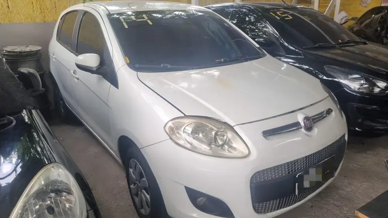 Fiat Palio Attractive 1.4 8V (Flex)