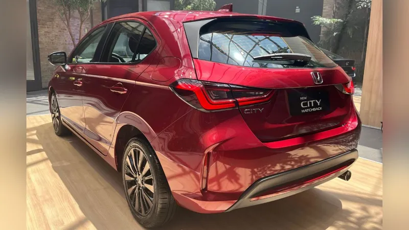 Honda City fica até R$ 4.500 mais caro em 2025; veja novos preços