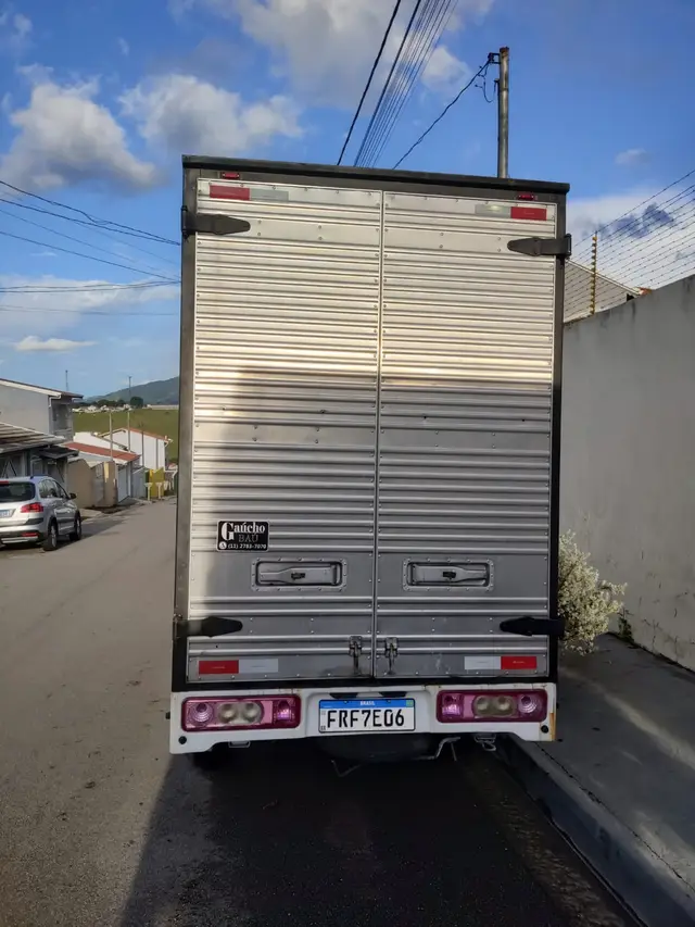 Carro Rely Pick-Up 2014 1.0 16V CD