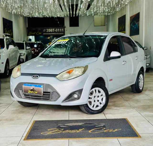 Carro Ford New Fiesta Sedan 2011 SE 1.6 (Flex)