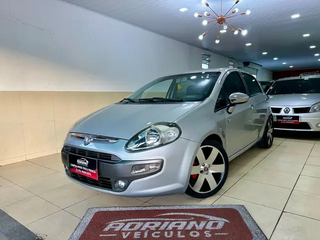 Carro Fiat Punto 2014 Essence 1.6 16V (Flex)