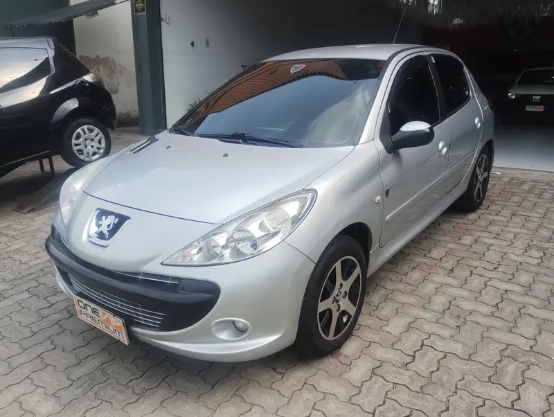 Peugeot 207 Hatch XS 1.6 16V (flex) (aut)