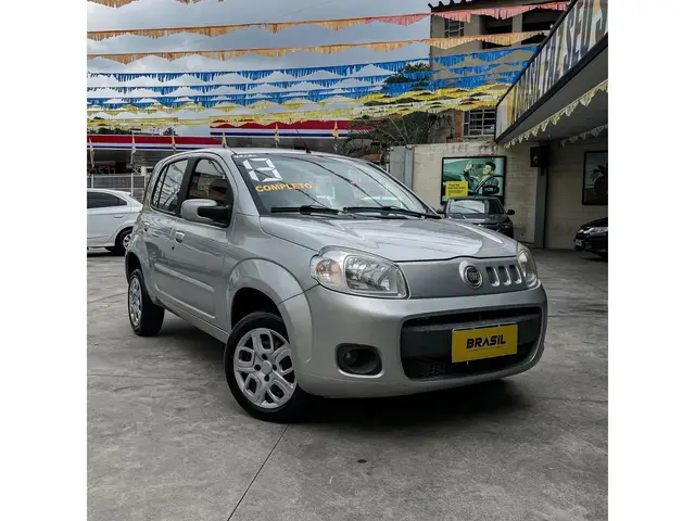 Carro Fiat Uno 2013 Vivace 1.0 8V (Flex) 4p