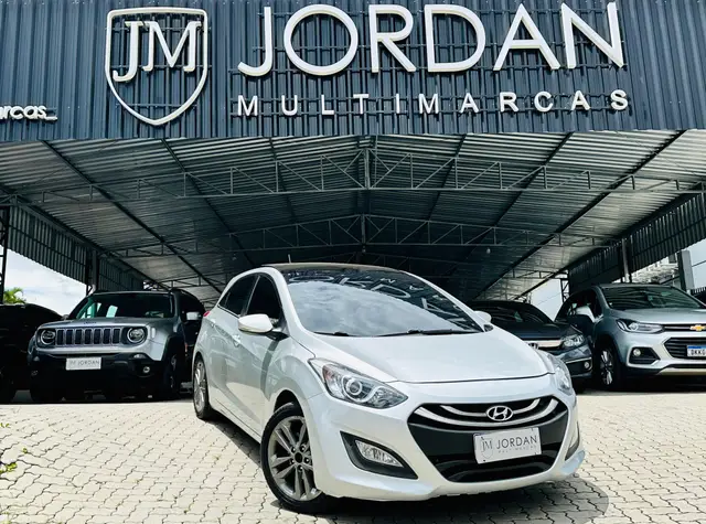 Carro Hyundai i30 2016 I30 1.8 16V MPI (Básico+Teto)