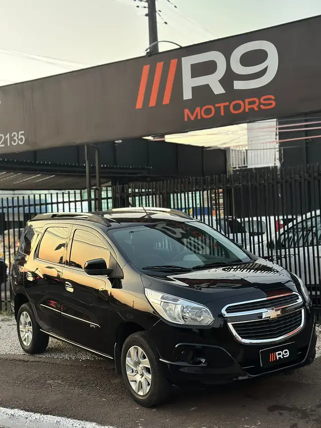 Carro Chevrolet Spin 2015 LT 5S 1.8 (Aut) (Flex)