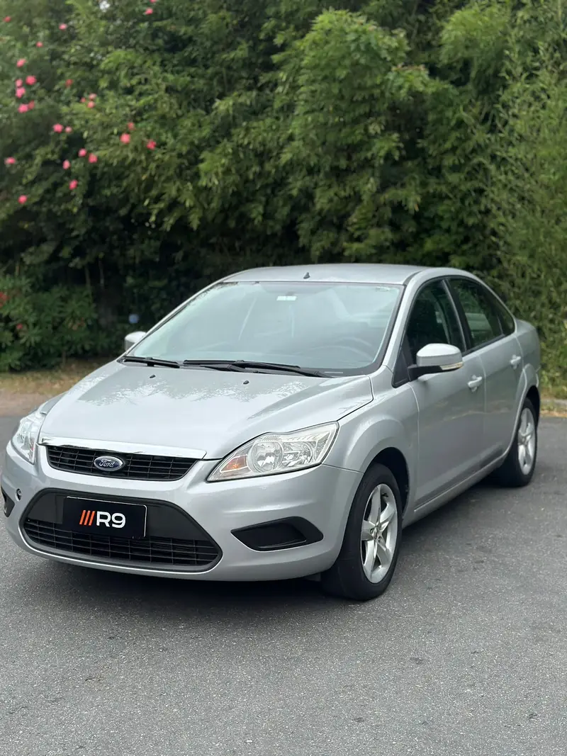 Ford Focus Sedan GLX 2.0 16V Duratec