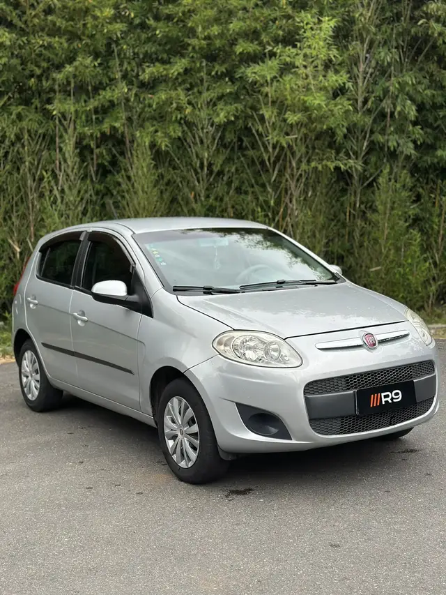 Carro Fiat Palio 2015 Attractive 1.0 Evo (Flex)