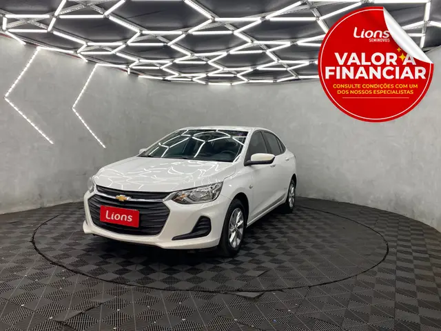 Carro Chevrolet Onix Plus 2023 LT 1.0