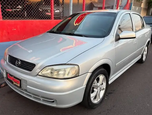 Carro Chevrolet Astra Sedan 2000 GL 1.8 MPFi