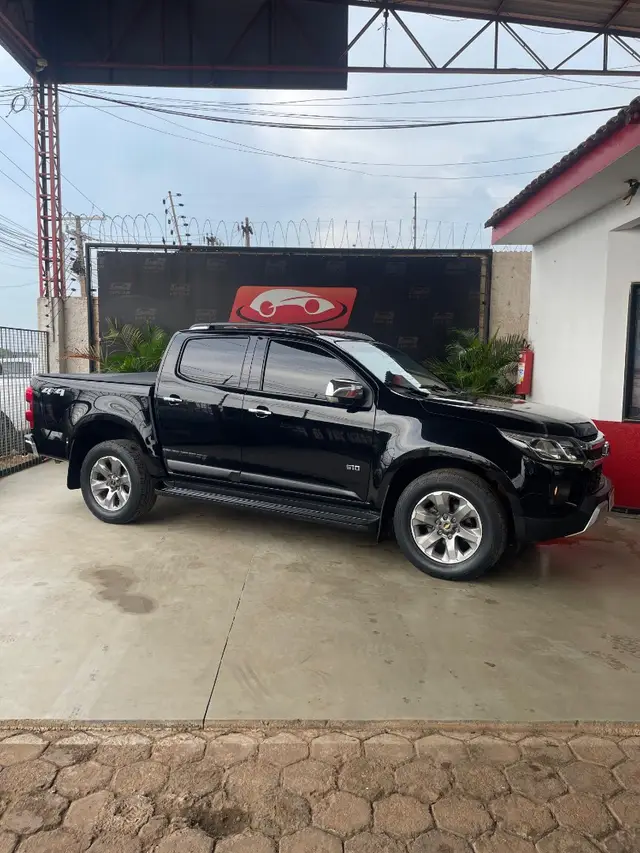 Carro Chevrolet S10 Cabine Dupla 2023 LTZ 2.8 Turbodiesel (Aut.)