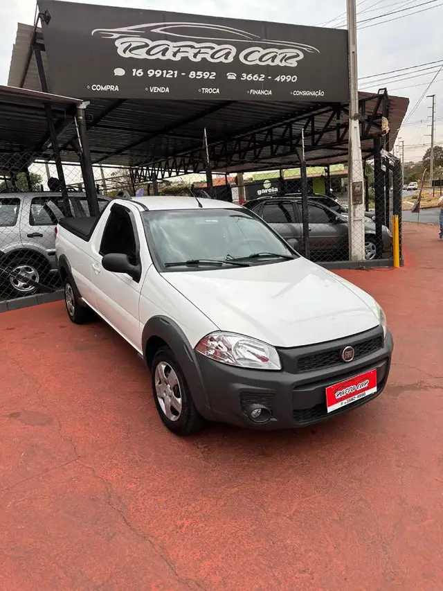 Carro Fiat Strada 2018 Hard Working 1.4 (Flex) (Cabine Simples)