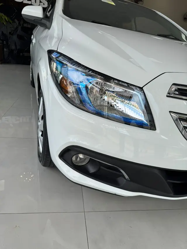 Carro Chevrolet Onix 2013 1.4 LTZ SPE/4