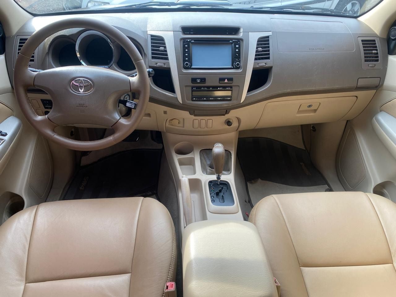 Toyota Hilux SW4