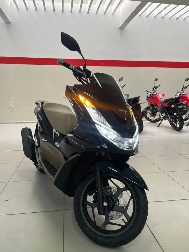 Carro Honda PCX 160 2025 ABS