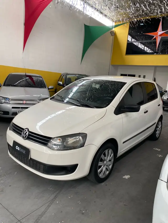 Carro Volkswagen Fox 2013 1.6 VHT (Flex)