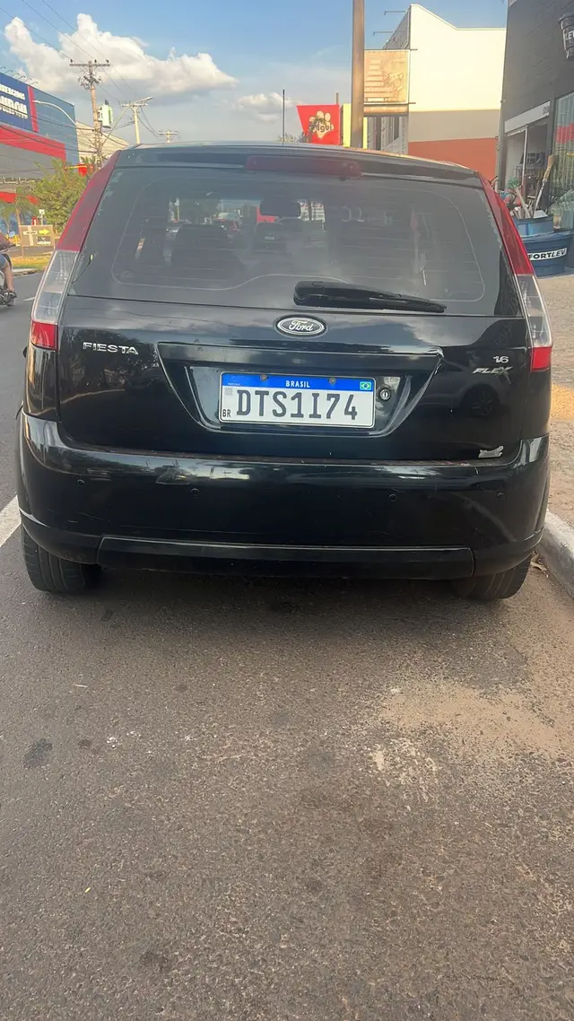 Carro Ford Fiesta Hatch 2008 1.6 (Flex)