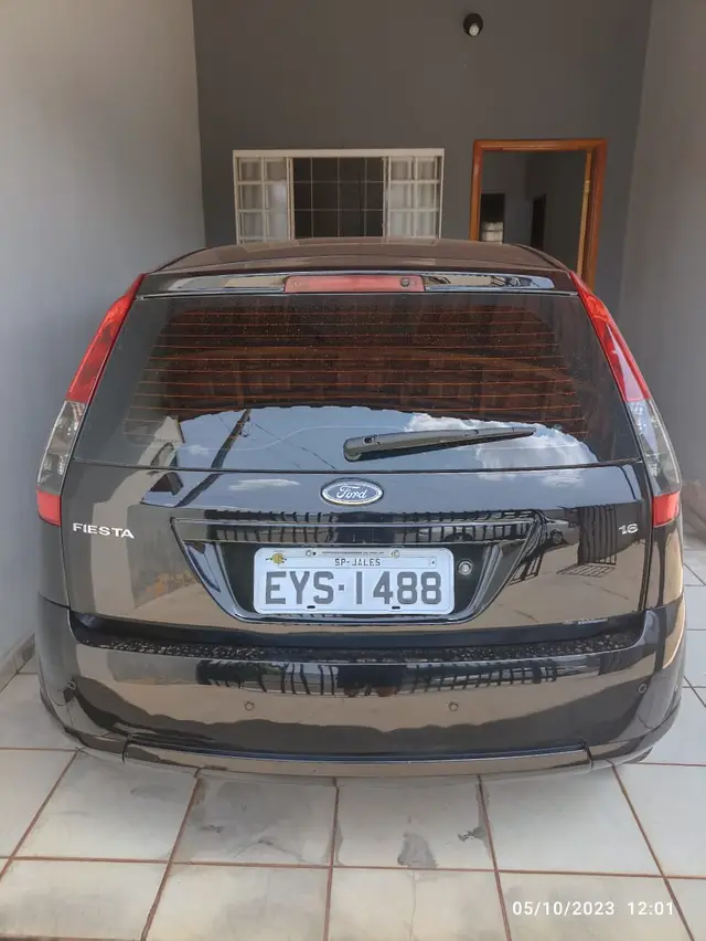 Carro Ford Fiesta Hatch 2012 1.6 (Flex)