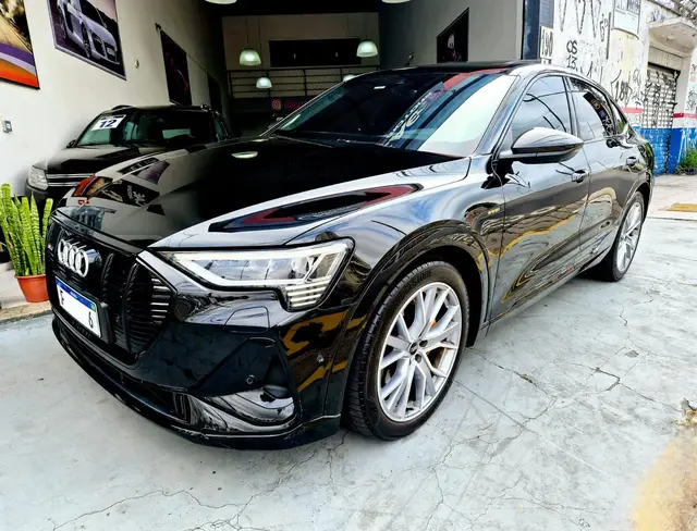 Carro Audi e-tron 2022 Performance Black Quattro (Aut)