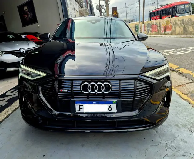 Carro Audi e-tron 2022 Performance Black Quattro (Aut)